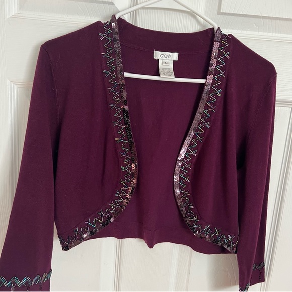 CACHE | Embellished Cropped Cardigan - Picture 3 of 11